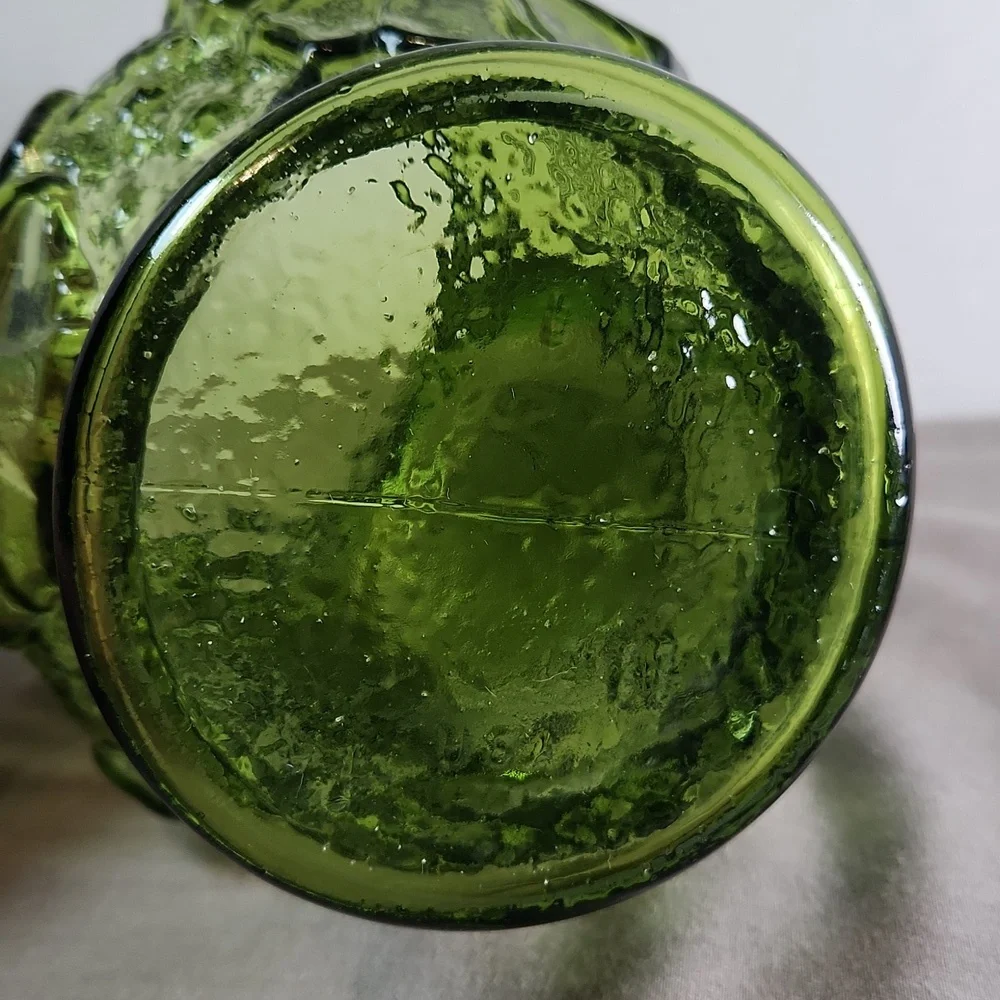 Vintage Green Glass Anchor Hocking Pitcher Rain Flower Daisy Textured 64 oz - Picture 4 of 5